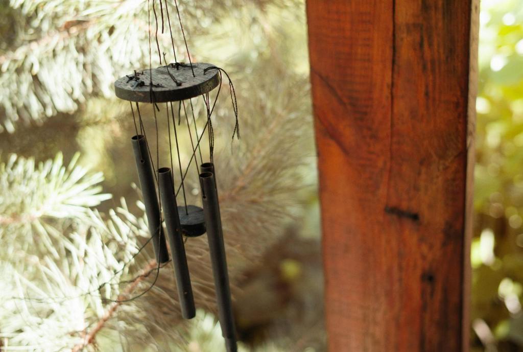 The Pros and Cons of Wind Chimes: Creating a Relaxing Oasis in Your Outdoor&nbsp;Space